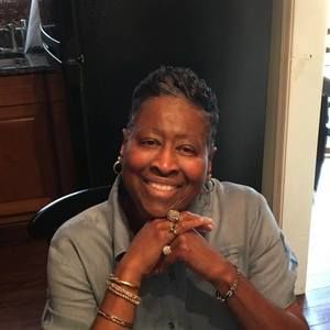 Meet your Posher, Gwen